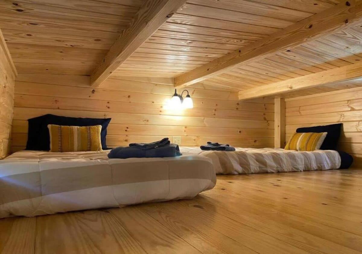 Serene 1Br Cabin Near Nc Z00 With Loft & Waterview Asheboro Zewnętrze zdjęcie
