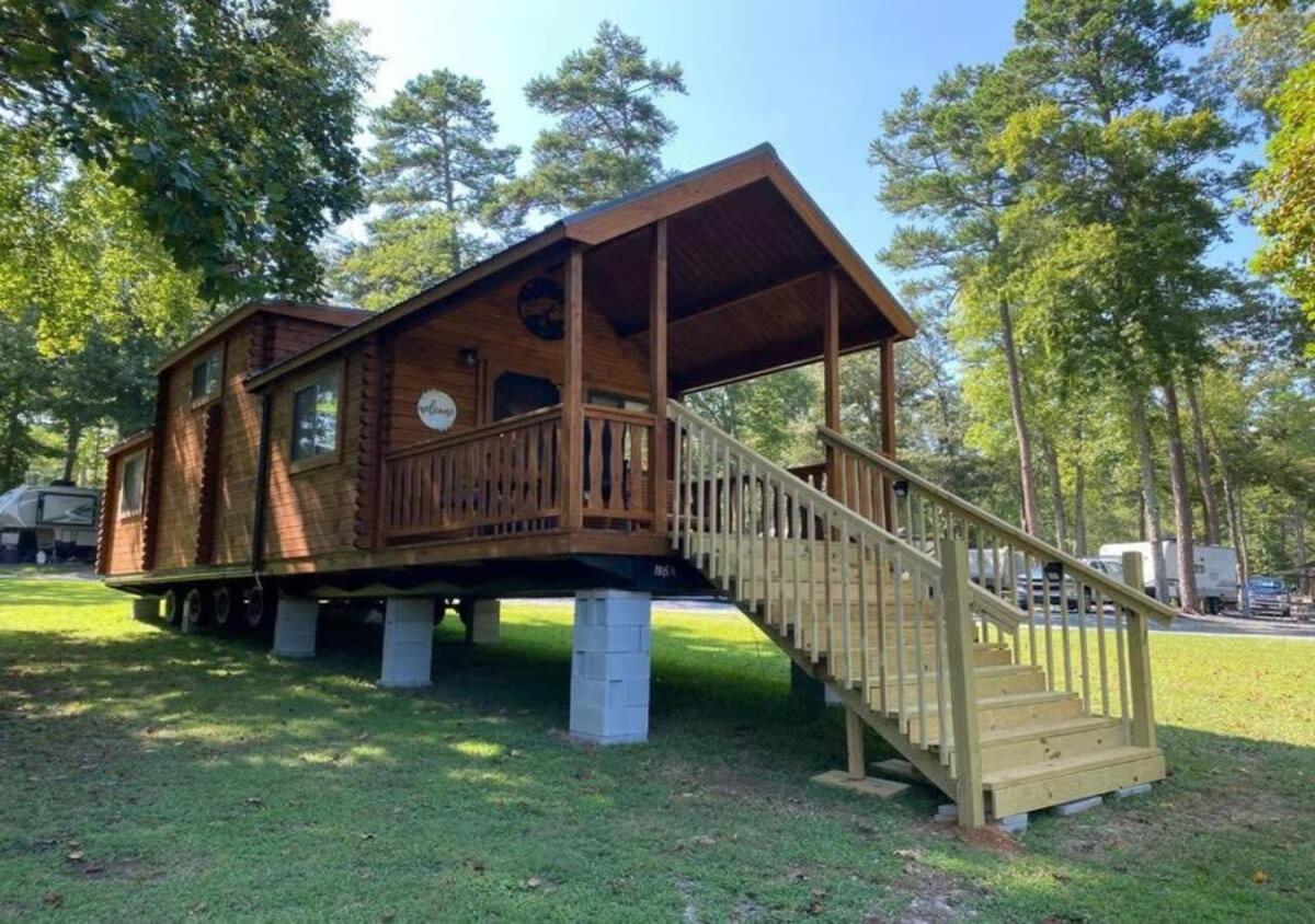 Serene 1Br Cabin Near Nc Z00 With Loft & Waterview Asheboro Zewnętrze zdjęcie