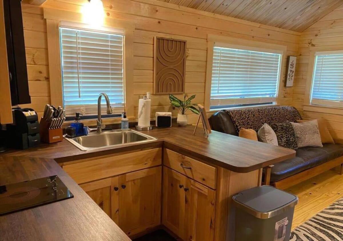 Serene 1Br Cabin Near Nc Z00 With Loft & Waterview Asheboro Zewnętrze zdjęcie